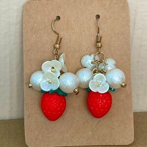 Strawberry 🍓 earrings